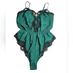 Vintage Delicates Medium Green Lingerie Teddy
